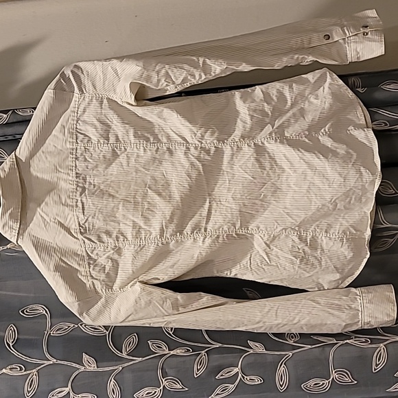 ARMANI EXCHANGE STRIPED SHIRT. SMALL - Picture 2 of 8